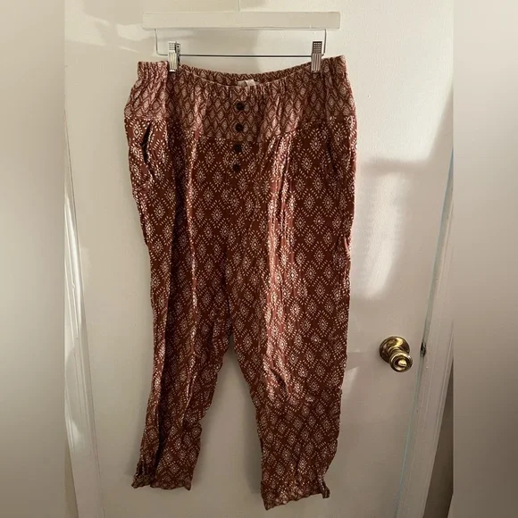 Garnet Hill Organic-Cotton Gauze Gathered Pants - Picture 4 of 9